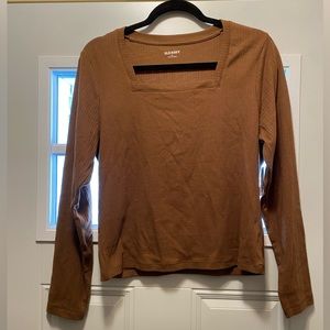 Square neck tee